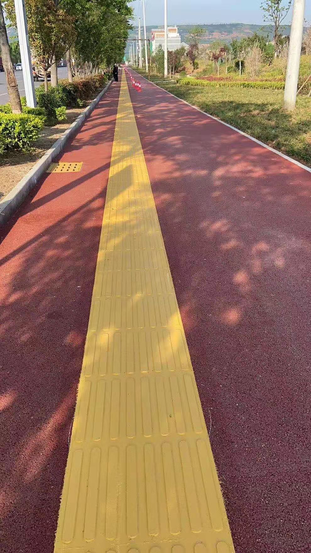 聚合物現澆金剛盲道